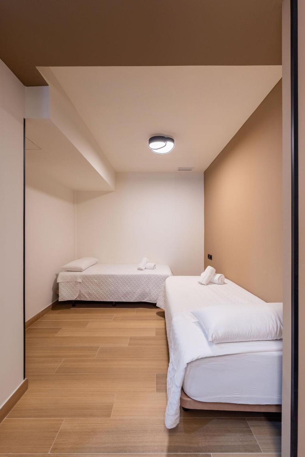 Emily Aparthotel *